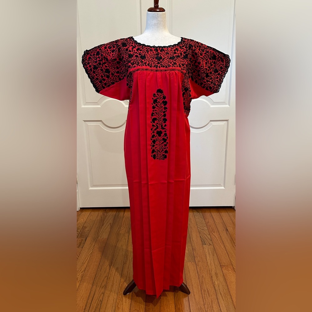 XL San Antonino Maxi Dress,Oax,Mexican dress Hand Embroidered with Silk threads.